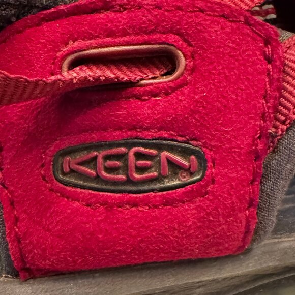 KEEN Venice H2 Closed-Toe Sandals – Red – Men’s 8 / Women’s 9 –10 - Picture 4 of 9